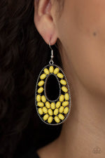 Load image into Gallery viewer, Beaded Shores - Yellow
